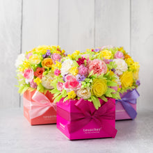Load image into Gallery viewer, Large Spring Flower Truffle Box
