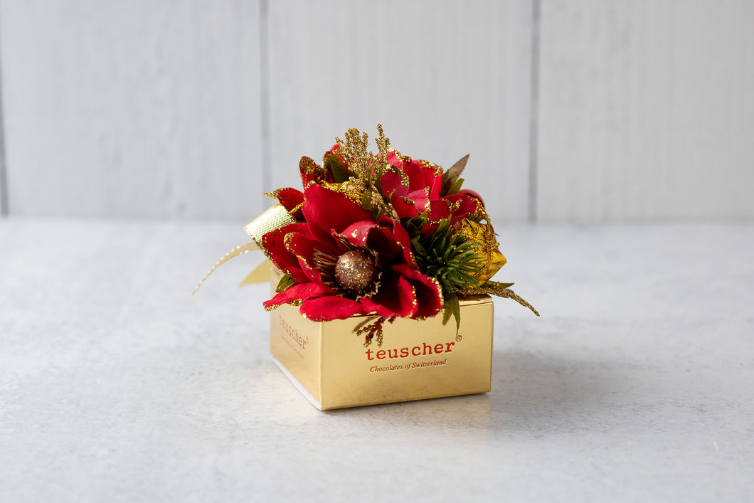 Place Setting - Holiday Flowers