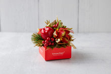 Load image into Gallery viewer, Place Setting - Holiday Flowers
