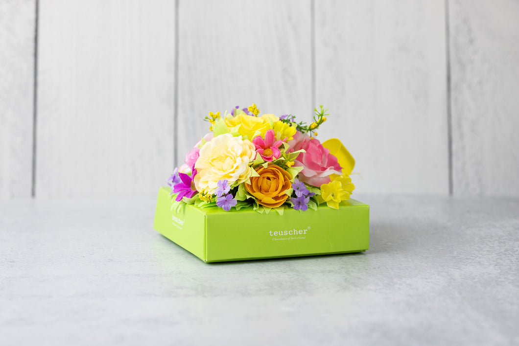 Medium Spring Flower Truffle Box